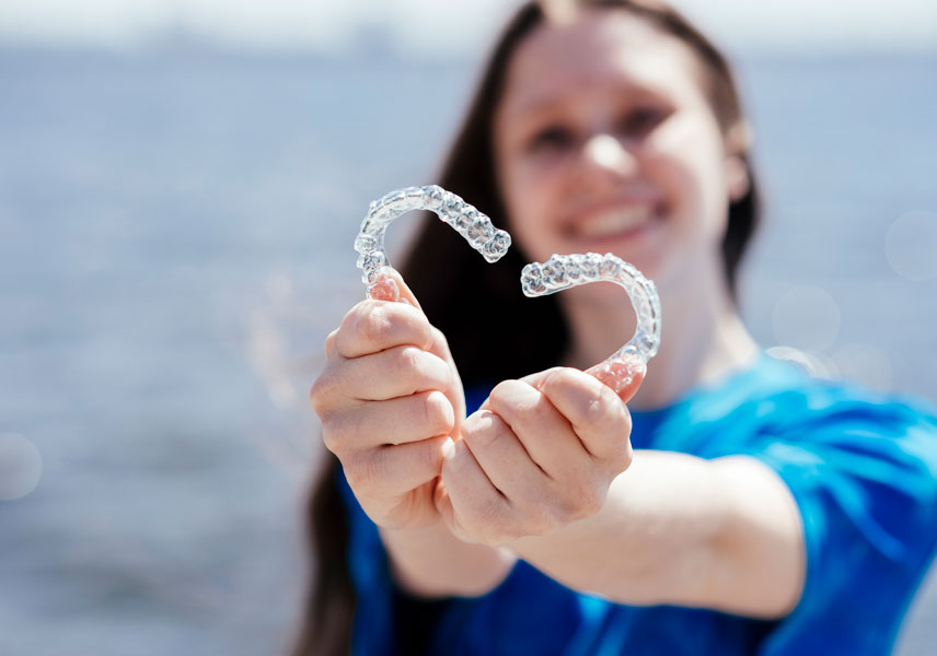 Cheap Mail-Order Aligners vs. Professional Treatment: What’s the Real Cost of a Straight Smile?