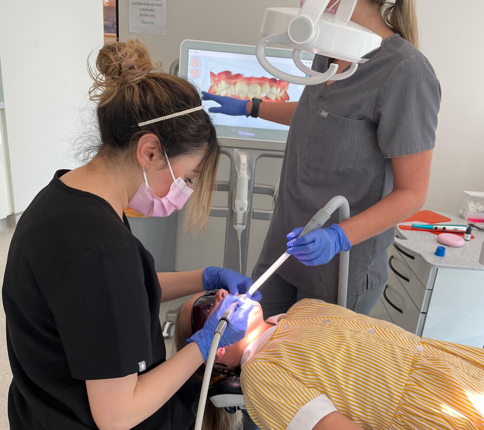 What’s the difference  between a dentist and an orthodontist?